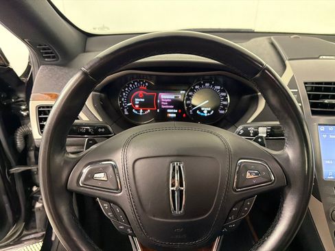 Used 2020 Lincoln MKZ Reserve w/ Elements Package FWD image 13