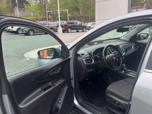 Used 2024 Chevrolet Equinox LT AWD/4WD image 14