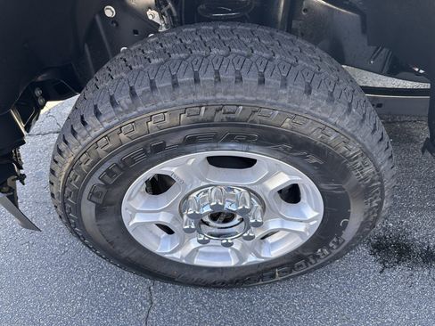 Used 2026 Ford F250 XLT image 25