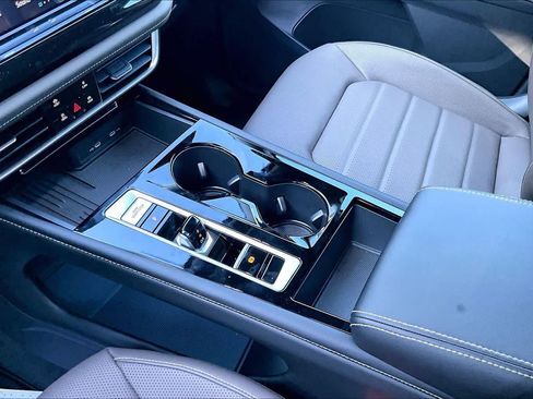 New 2026 Volkswagen Atlas SEL image 7