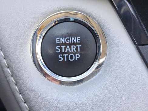 Used 2016 Toyota RAV4 XLE w/ Convenience Package image 26