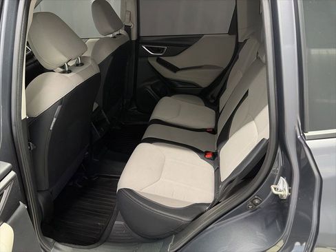 Used 2022 Subaru Forester AWD/4WD image 9