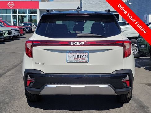 Used 2024 Kia Seltos S FWD image 29