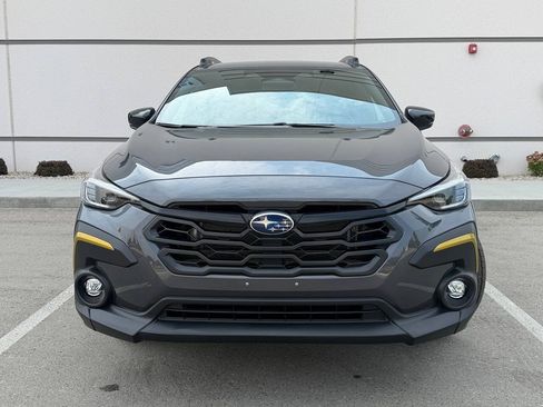 Used 2026 Subaru Crosstrek 2.5i Sport AWD/4WD image 2