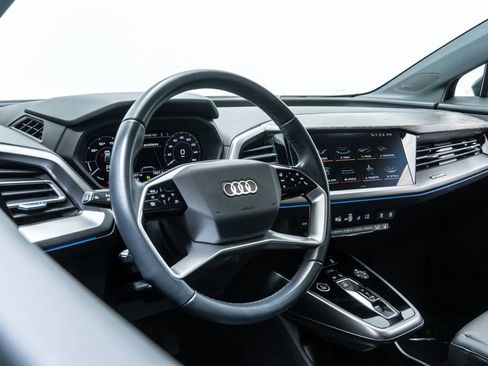 Used 2023 Audi Q4 e-tron Prestige image 13
