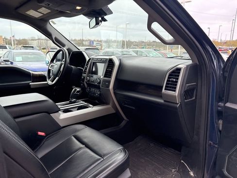 Used 2020 Ford F150 Lariat image 18