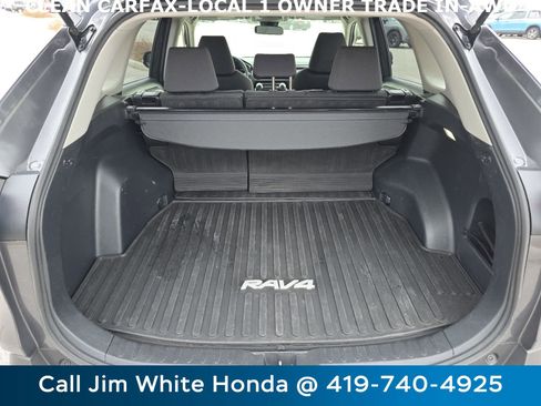 Used 2023 Toyota RAV4 XLE image 19