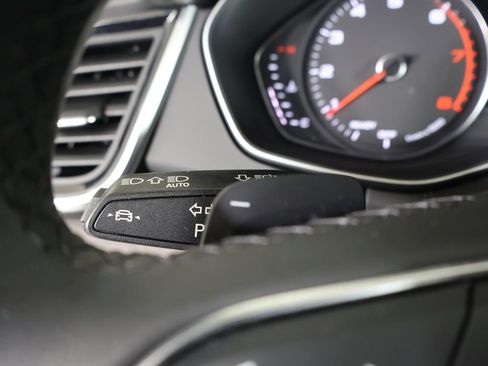 Certified 2024 Audi Q5 2.0T Premium image 29