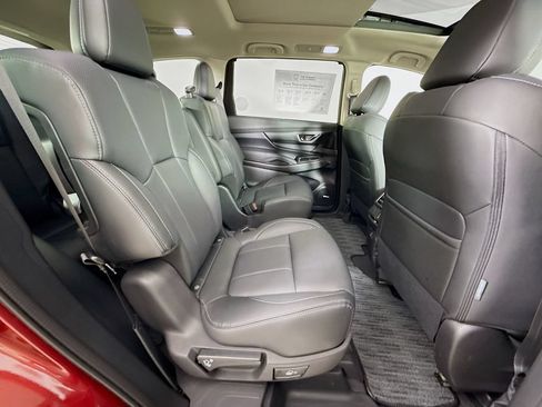 New 2026 Subaru Ascent Limited AWD/4WD image 33