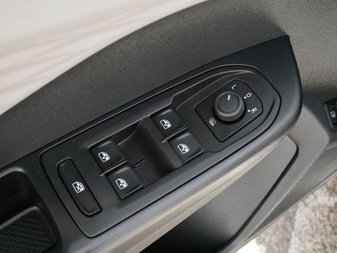 Certified 2023 Volkswagen Taos S AWD/4WD image 19