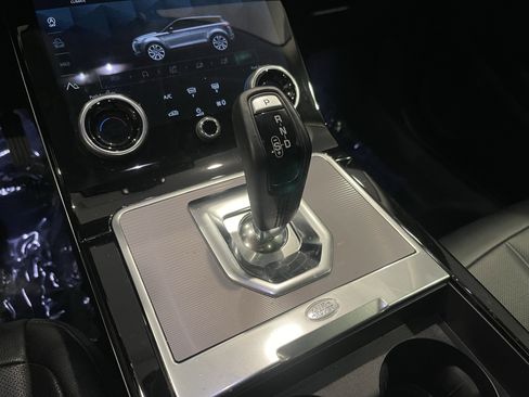 Used 2021 Land Rover Range Rover Evoque S image 19