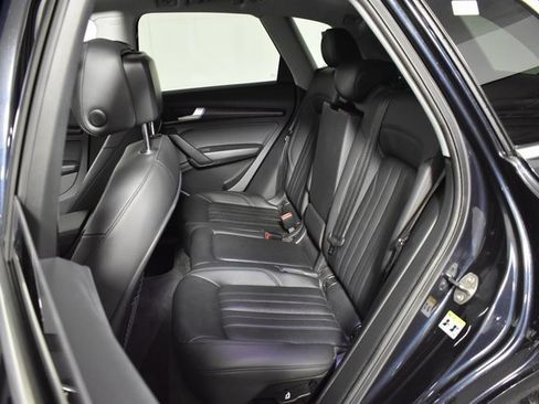 Used 2018 Audi Q5 2.0T Premium Plus w/ Premium Plus Package image 27