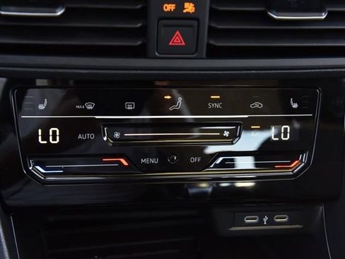 New 2026 Volkswagen Jetta SE FWD image 15