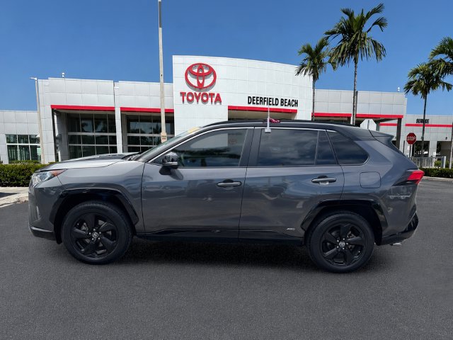 Certified 2020 Toyota RAV4 XSE w/ XSE Grade Weather Package AWD/4WD image 4