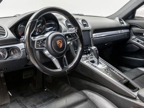 Used 2018 Porsche 718 Cayman image 14