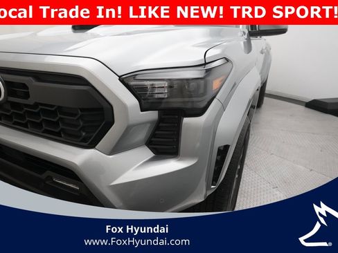 Used 2024 Toyota Tacoma TRD Sport w/ TRD Sport Upgrade Package image 22