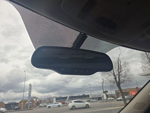 Used 2016 GMC Acadia Denali image 23