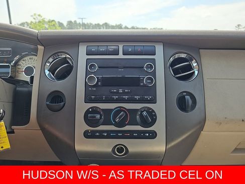 Used 2013 Ford Expedition EL XLT image 22