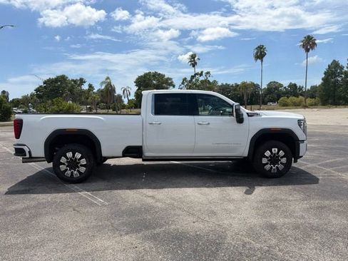 Used 2025 GMC Sierra 3500 Denali w/ Denali Reserve Package AWD/4WD image 11