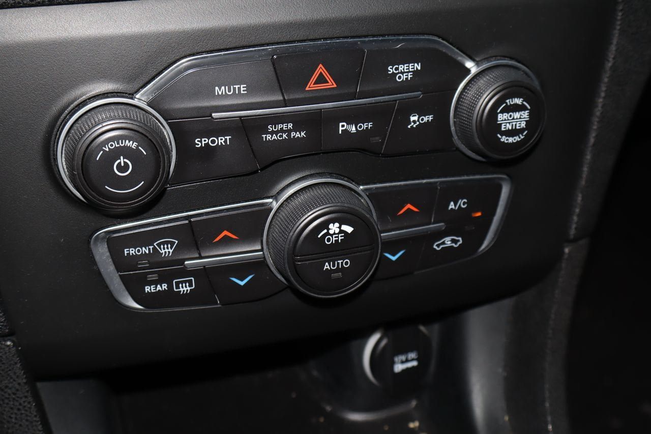 Used 2019 Dodge Charger GT RWD image 22