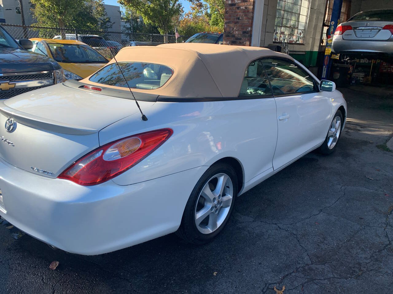 Used 2006 Toyota Solara SLE FWD image 15