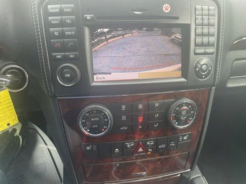 Used 2012 Mercedes-Benz GL 450 4MATIC image 16