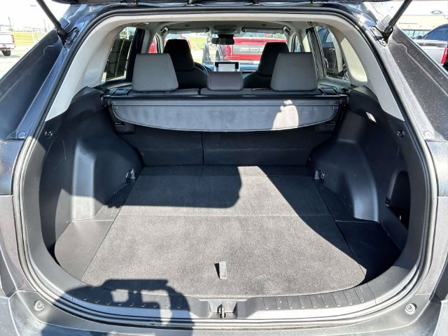 Used 2024 Toyota RAV4 XLE FWD image 29