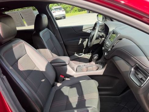 Used 2024 Chevrolet Equinox RS w/ LPO, Floor Liner Package AWD/4WD image 37