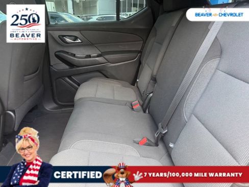 Used 2024 Chevrolet Traverse LT FWD image 9