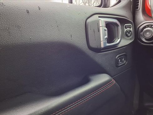 Used 2021 Jeep Wrangler Unlimited Rubicon w/ Xtreme Recon 35" Tire Package image 20