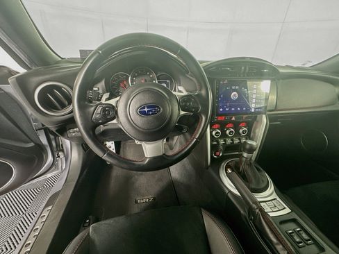 Used 2017 Subaru BRZ Limited w/ Popular Package #3 RWD image 17
