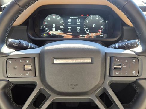 Used 2026 Land Rover Defender 110 X-Dynamic SE image 20