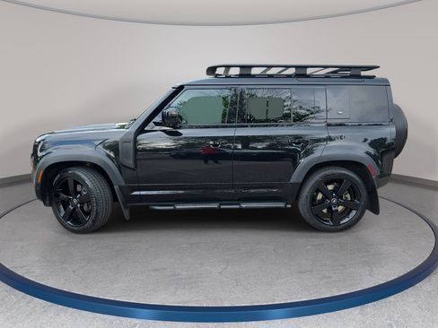 Used 2023 Land Rover Defender 110 X-Dynamic SE AWD/4WD image 8