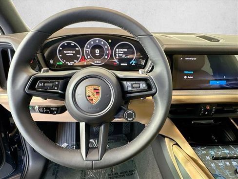 Used 2026 Porsche Cayenne AWD/4WD image 13