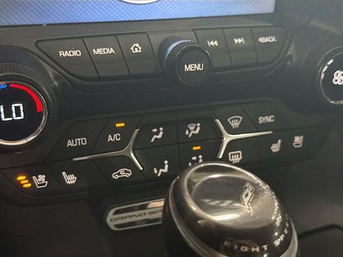 Used 2019 Chevrolet Corvette Grand Sport RWD image 17