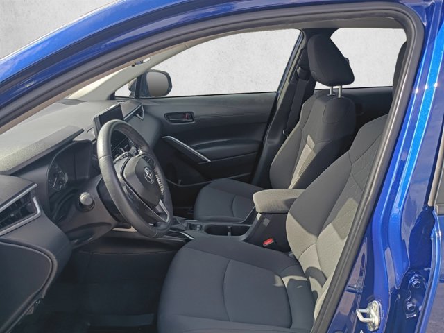 Used 2025 Toyota Corolla Cross LE FWD image 16