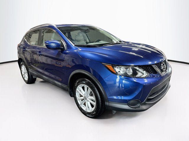 Used 2018 Nissan Rogue Sport SV AWD/4WD image 3