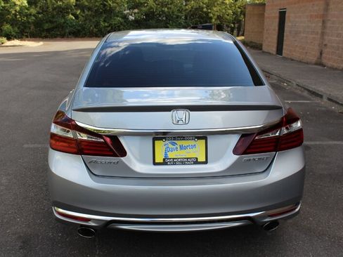Used 2016 Honda Accord Sport image 8