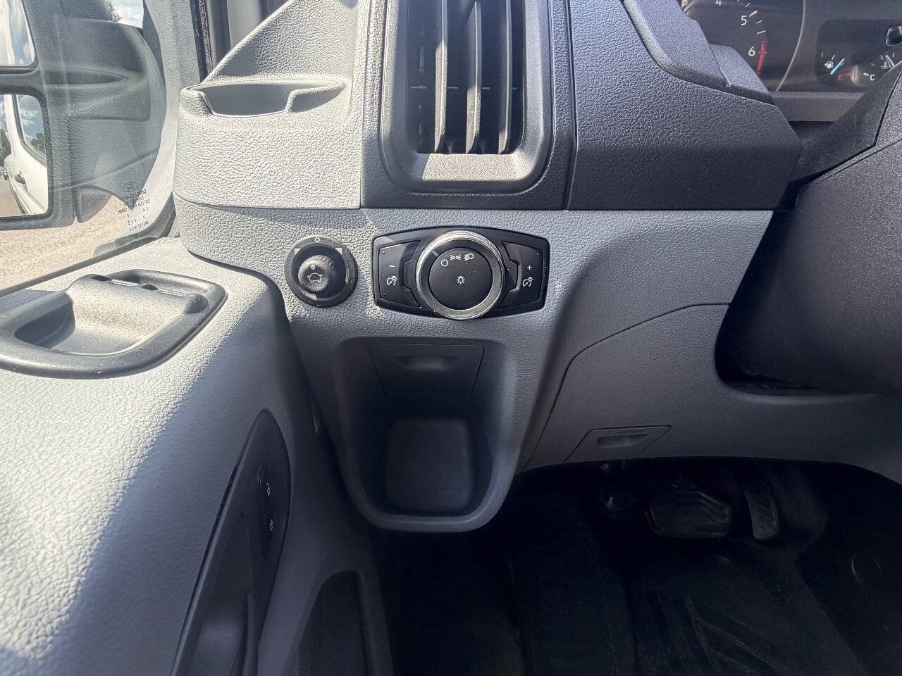 Used 2016 Ford Transit 350 XL RWD image 8