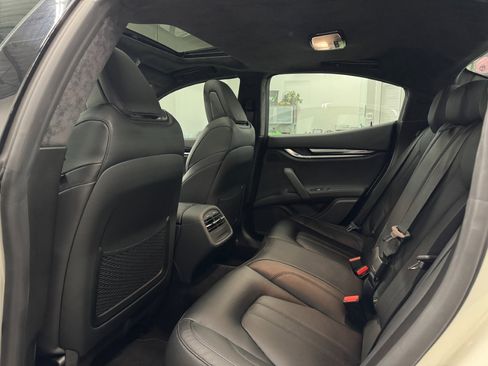 Used 2022 Maserati Ghibli Modena Q4 image 17