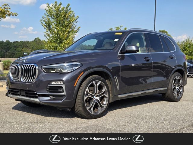 Used 2021 BMW X5 sDrive40i w/ Premium Package RWD image 1