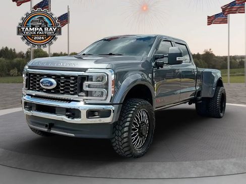 Used 2023 Ford F450 Lariat w/ Lariat Ultimate Package AWD/4WD image 2