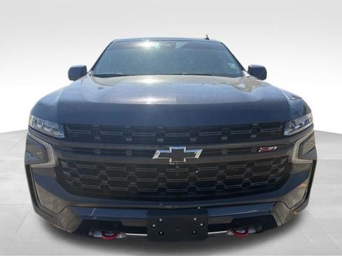 Used 2024 Chevrolet Tahoe Z71 w/ Z71 Off-Road Package image 2