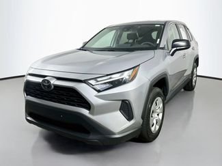 Used 2025 Toyota RAV4 LE FWD video 3