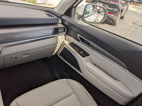 Certified 2021 Kia Telluride EX image 27