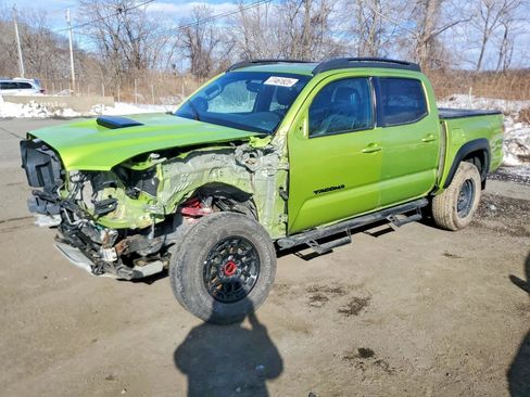 Used 2022 Toyota Tacoma TRD Pro AWD/4WD image 3