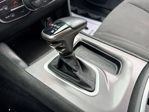 Used 2022 Dodge Charger R/T RWD image 19
