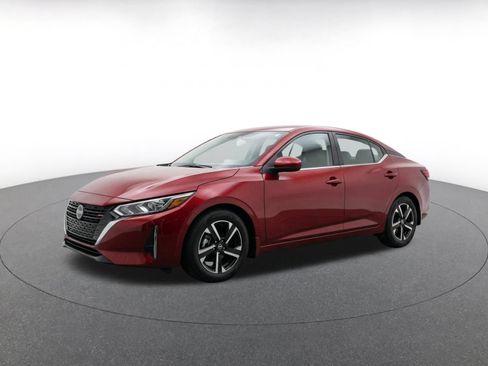 Used 2025 Nissan Sentra SV FWD image 3
