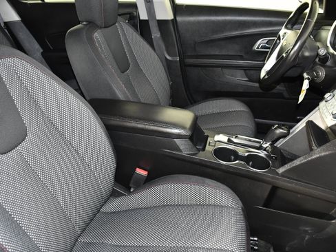 Used 2017 Chevrolet Equinox LT w/ Convenience Package AWD/4WD image 41