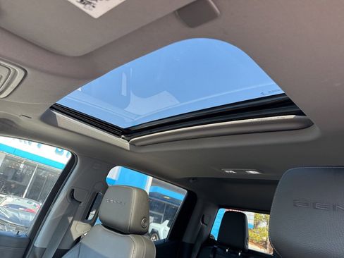 Used 2019 GMC Sierra 1500 Denali w/ Denali Ultimate Package image 5